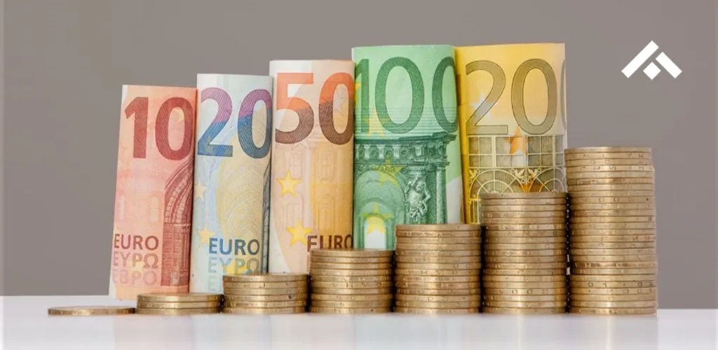 برای پس‌انداز خرید دلار بهتر است یا طلا